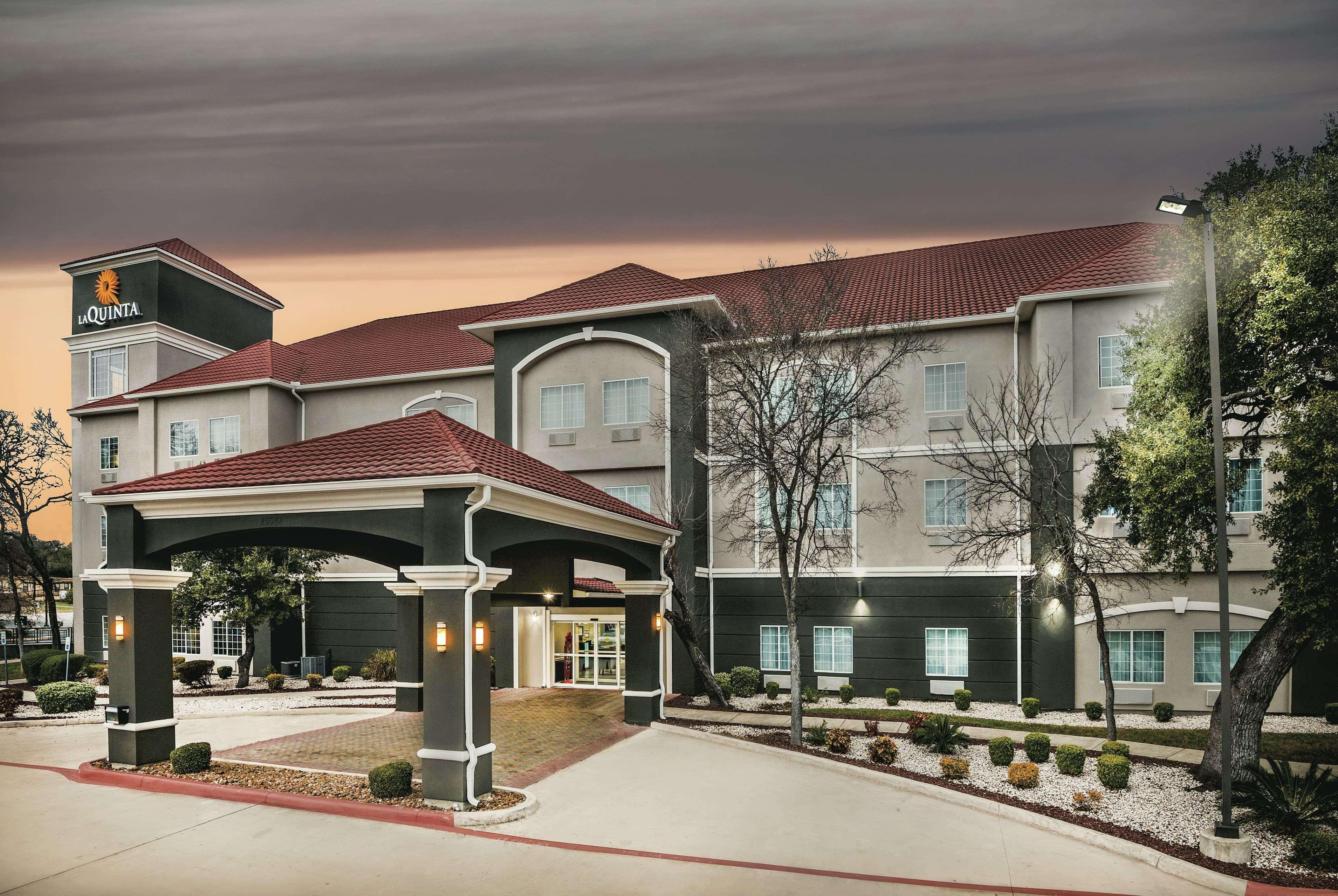 Готель La Quinta By Wyndham San Antonio The Dominion Екстер'єр фото