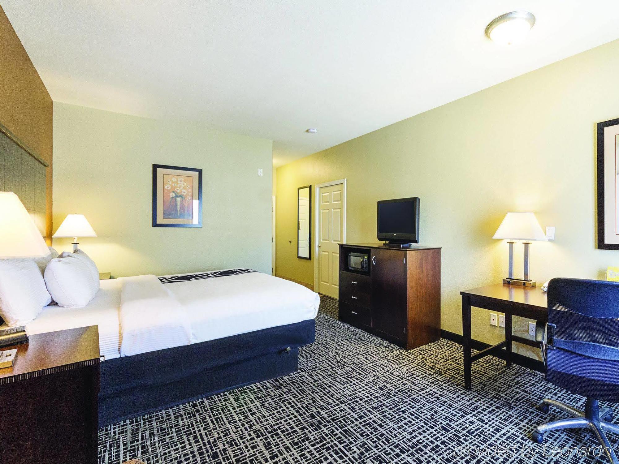 Готель La Quinta By Wyndham San Antonio The Dominion Екстер'єр фото